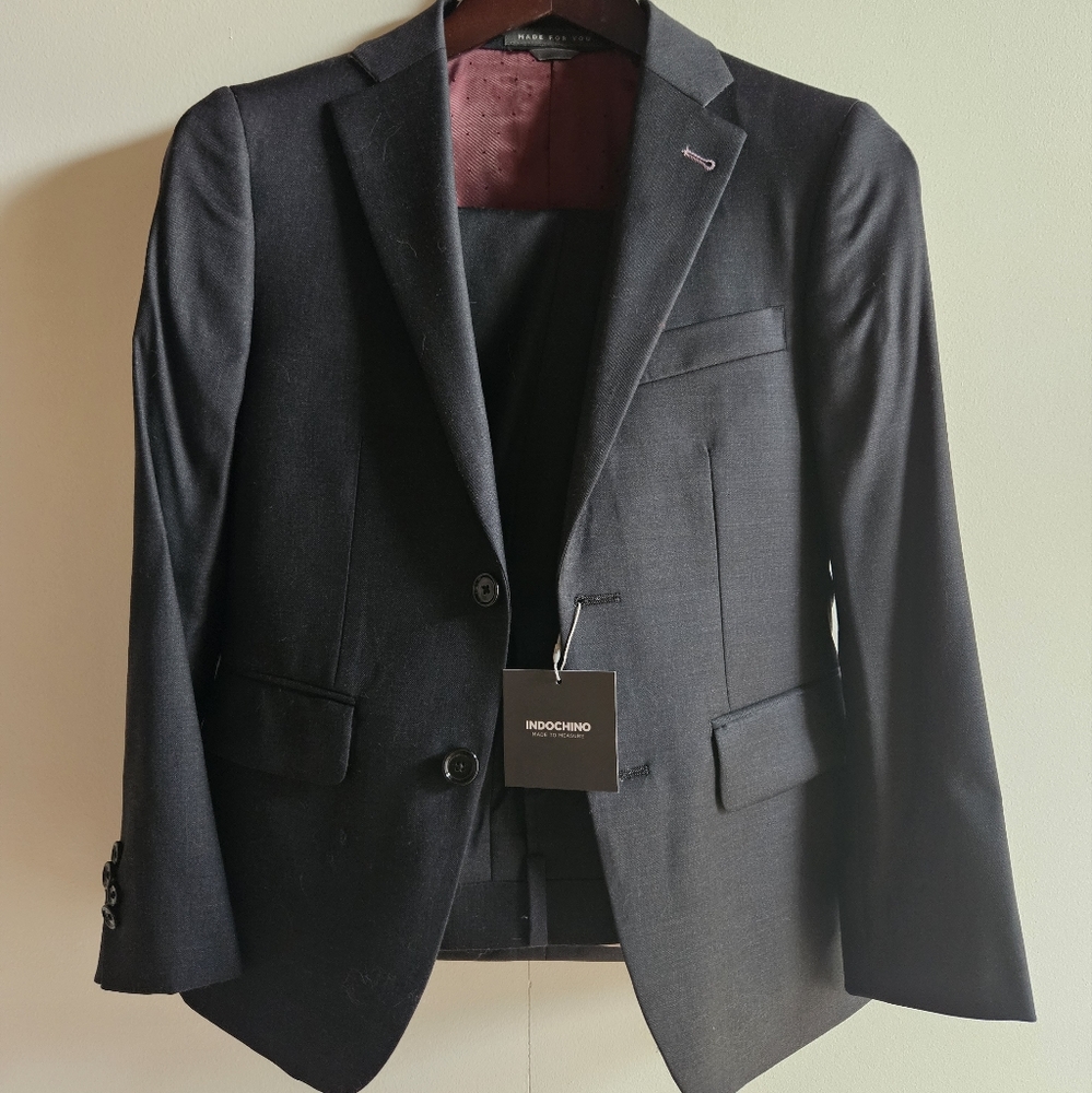 Indochino Women's Charcoal Hemsworth Suit Jacket - Picture 5 of 13